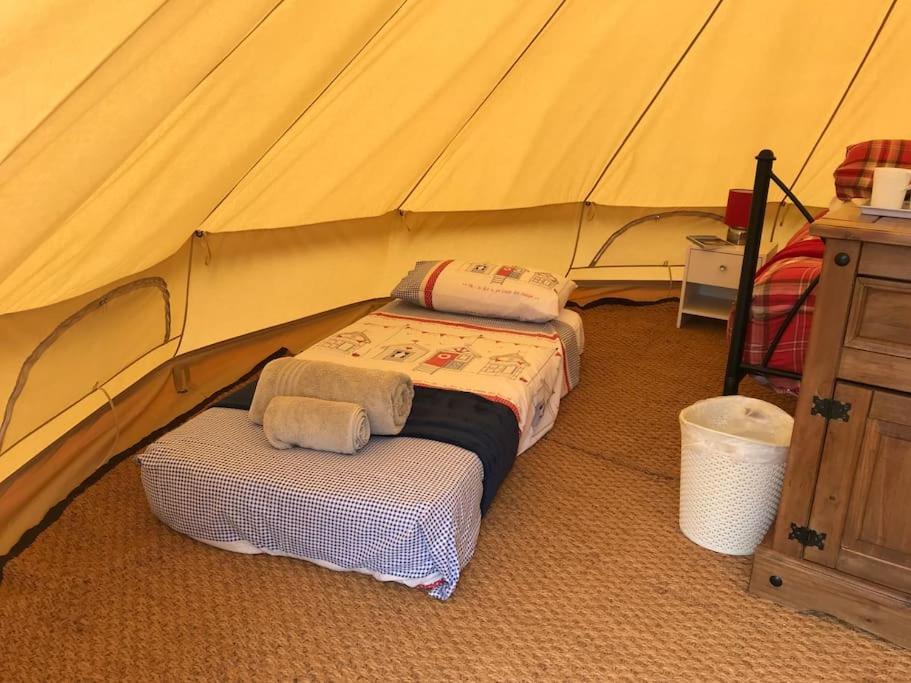 特鲁罗 Cox Hill Glamping Benson酒店 外观 照片